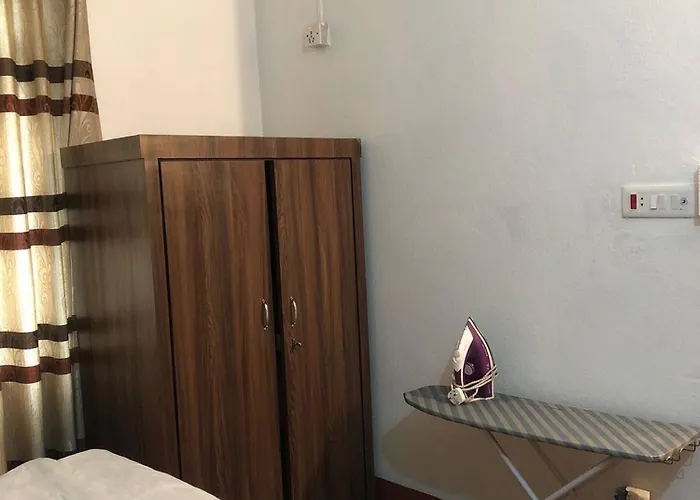 First 1bhk Thamel 5 Min Walk 1st Floor Katmandú